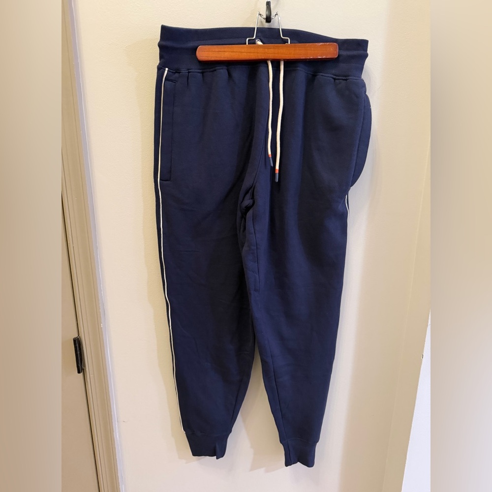 cotopaxi Navy Sweatpants with White Side Stripe Men’s Large